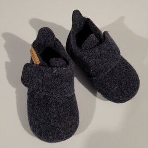 Bisgaard Euro designer kids slipper size 20 toddler